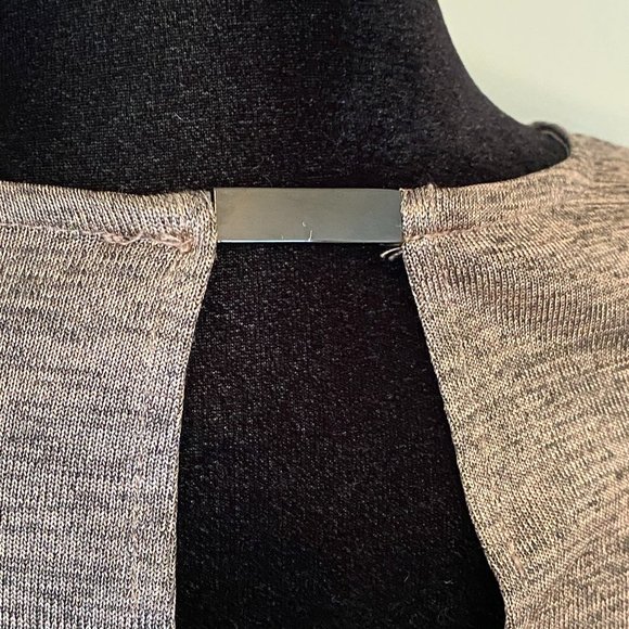 Dynamite Top Tunic Grey and Rose Gold'ish color size Small - Picture 5 of 7